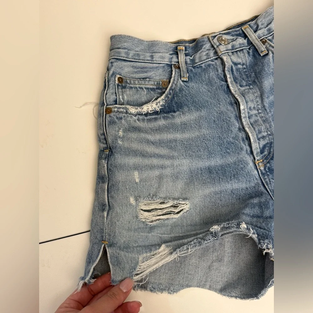 Agolde Dee High Rise Light Blue Distressed Jean Shorts Size 26 - Picture 2 of 7